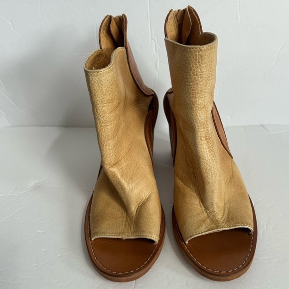 Free People Phoenix Heel Boot Bootie Open Toe Brown
Leather Neutral Size EUR 38 - Picture 7 of 14